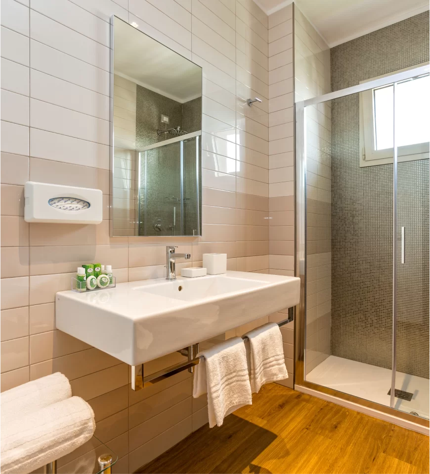 bagno privato hotel 3 stelle alba adriatica