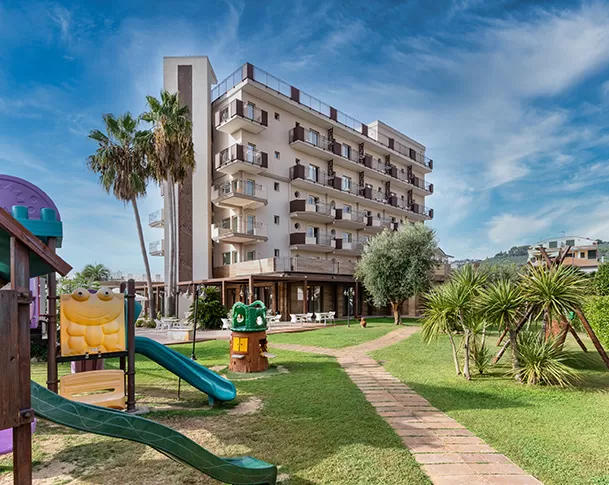 hotel lungomare alba adriatica